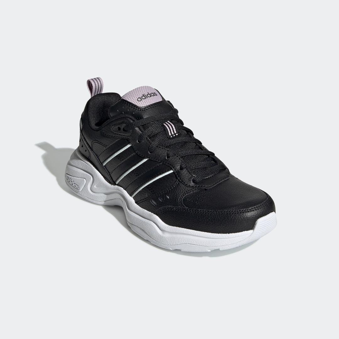 Кроссовки женские Adidas Strutter черные (EG2688)
