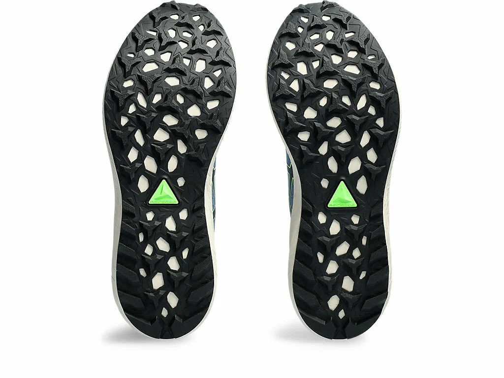 мужские кроссовки для бездорожья