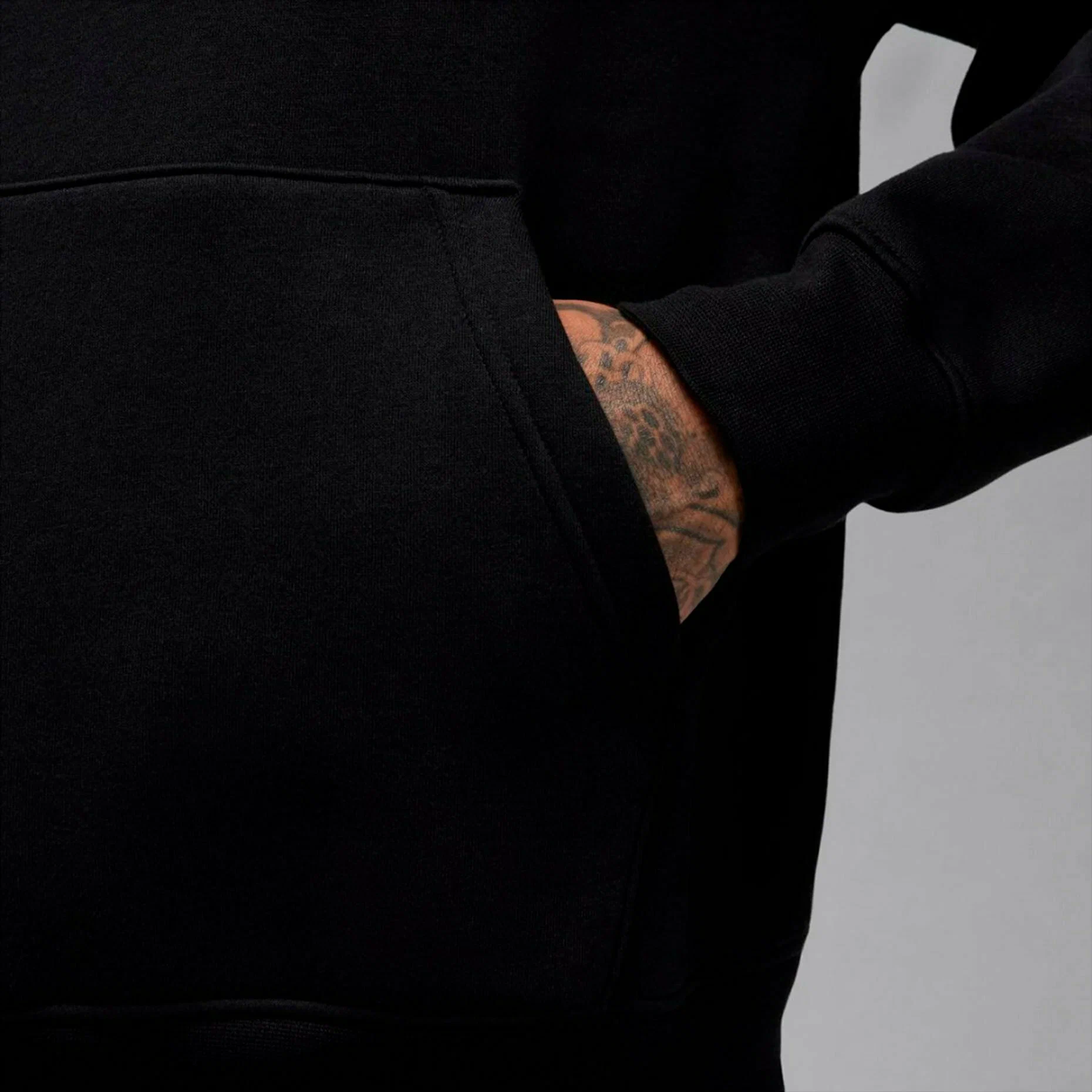 FD7545-013 толстовка jordan черная